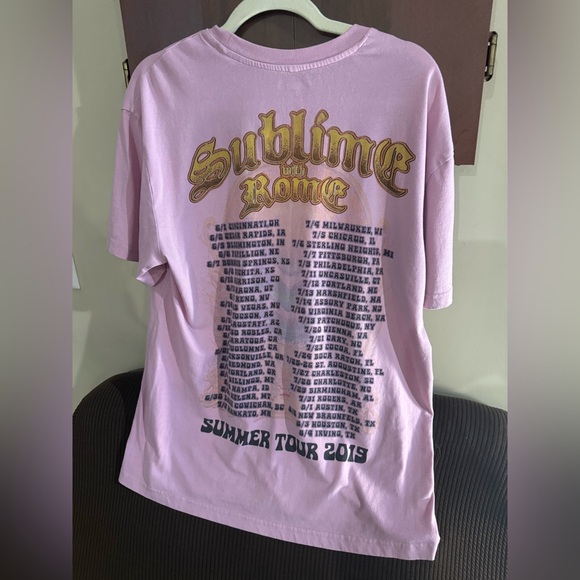 Sublime Summer Tour 2019 Graphic T-Shirt Pink Surf Band Shirt Men’s M Retro Y2K - Picture 3 of 4